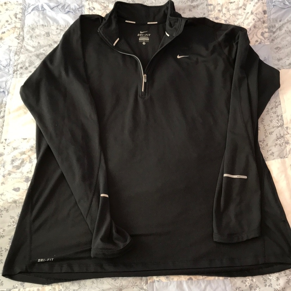 Nike Element pullover